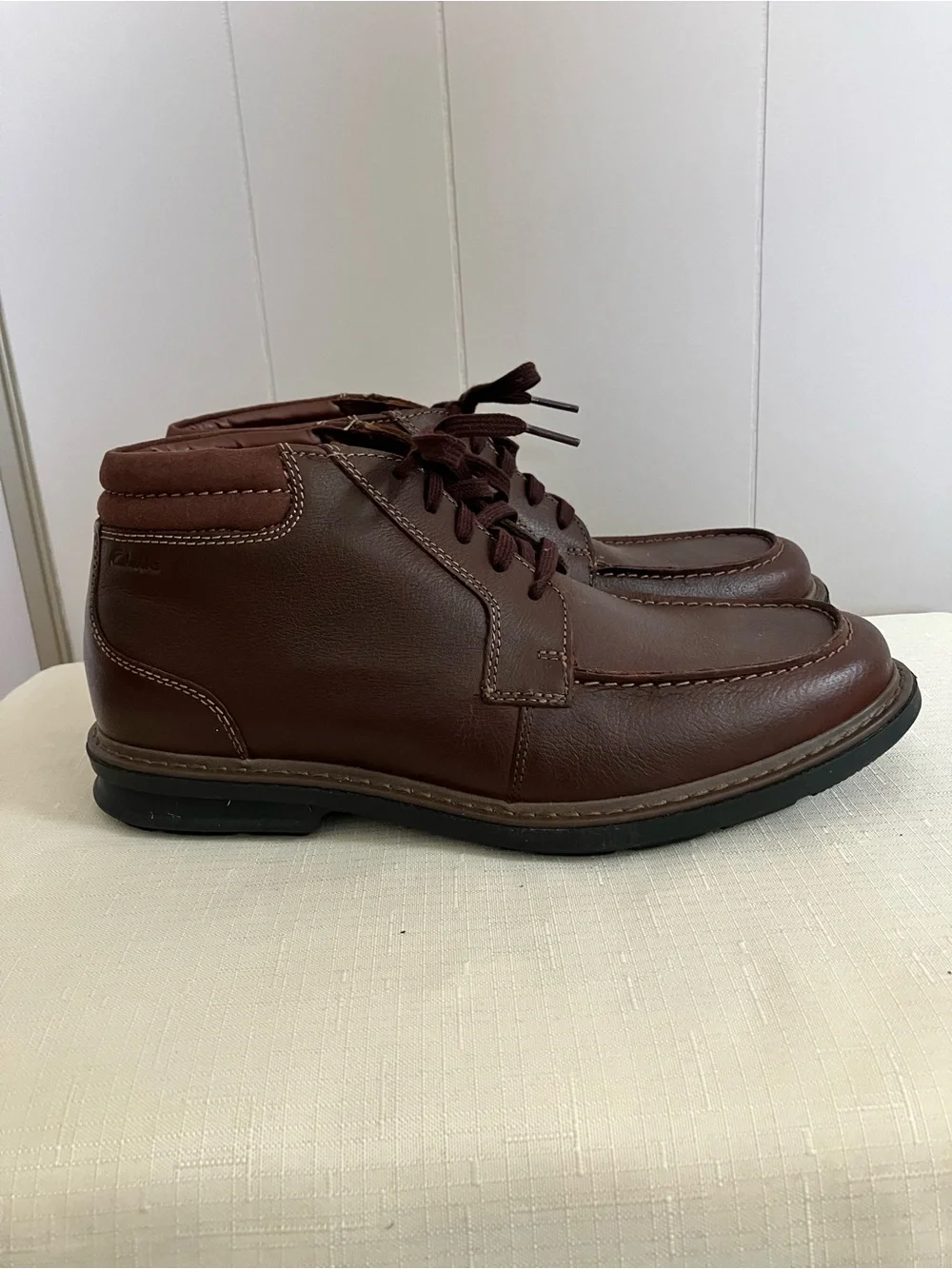 Clarks Men’s Brown Mahogany Leather Lace-Up Boots Size 9W